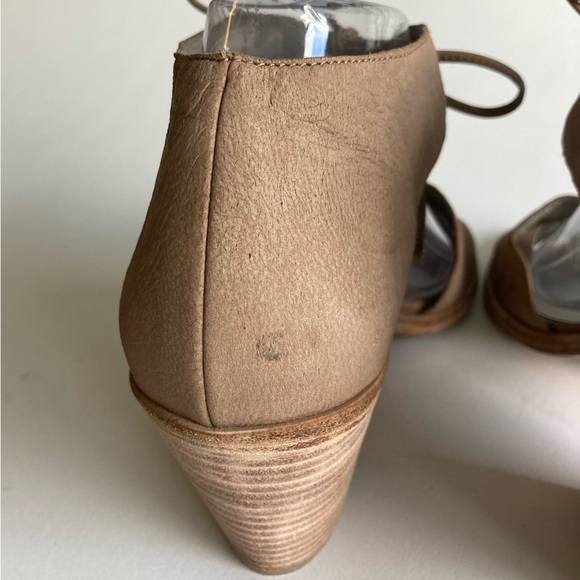 Eileen Fisher Cream Leather Heeled Slingbacks size 10 - Picture 16 of 16